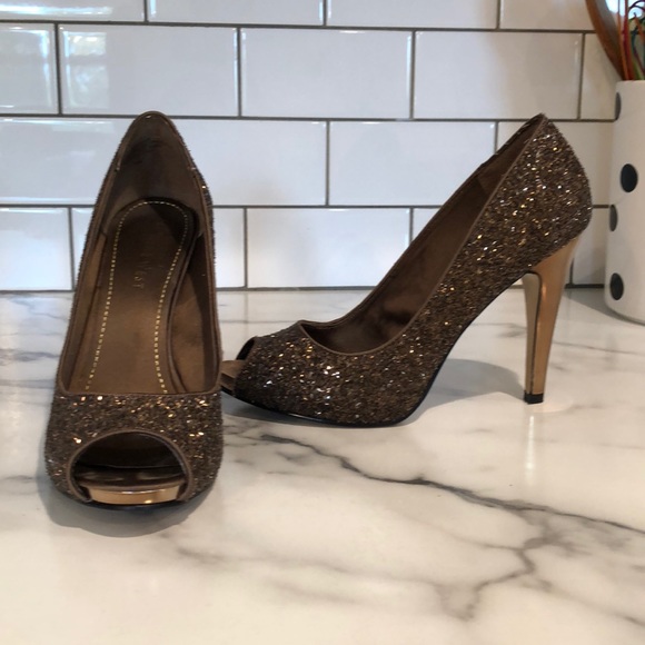 Nine West bronze sparkley high heels - Picture 2 of 3
